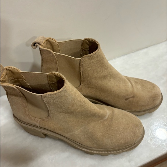 Steve Madden Howler boot in sand suede size 9 - Picture 9 of 9